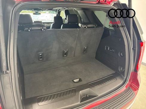 Used 2021 GMC Yukon SLT w/ SLT Luxury Plus Package image 18