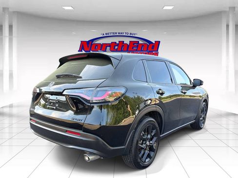 Used 2024 Honda HR-V Sport image 3