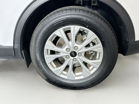 Used 2024 Ford Escape Active image 11