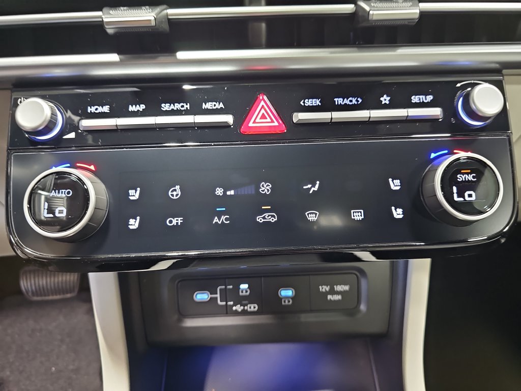 New 2026 Hyundai Tucson Limited w/ Tow & Go Package AWD/4WD image 21