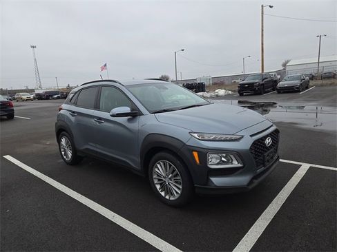 Used 2020 Hyundai Kona SEL w/ Cargo Package image 4