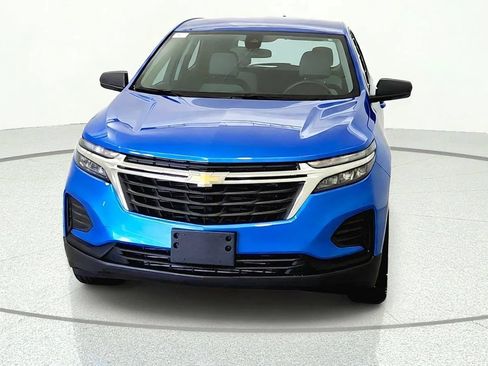 Used 2024 Chevrolet Equinox LS w/ LPO, Floor Liner Package FWD image 2