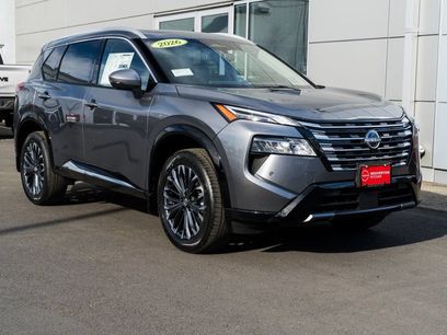 New 2026 Nissan Rogue Platinum w/ Tech Package