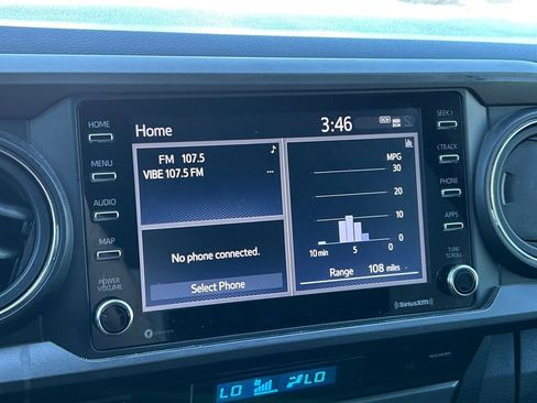 Used 2021 Toyota Tacoma TRD Sport w/ Technology Package image 31