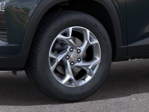 New 2026 Chevrolet Trax LS w/ LS Convenience Package FWD image 9