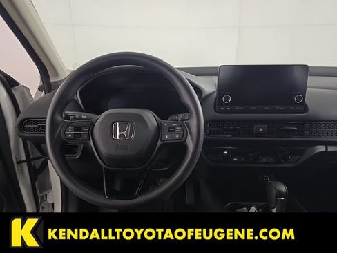 Used 2024 Honda HR-V LX image 11