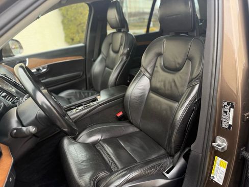 Used 2016 Volvo XC90 T6 Inscription w/ Vision Package image 13