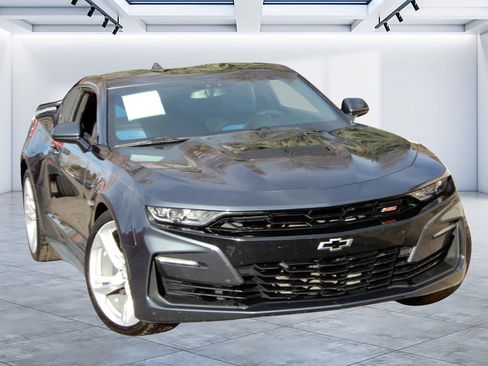 Used 2019 Chevrolet Camaro SS image 1