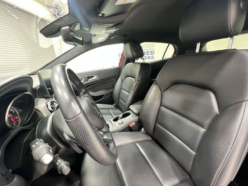 Used 2020 Mercedes-Benz GLA 250 image 11