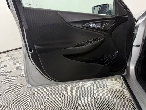 Used 2021 Chevrolet Malibu LT FWD image 10