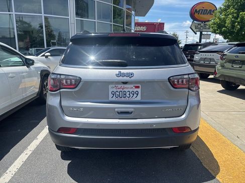 Used 2023 Jeep Compass Limited AWD/4WD image 3