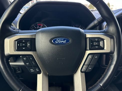 Used 2022 Ford F350 Platinum image 22