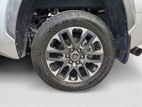 Used 2024 Toyota Tundra Limited image 22