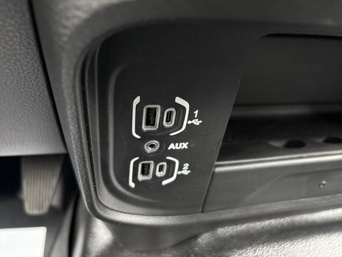 Certified 2022 RAM 2500 Tradesman w/ Chrome Appearance Group AWD/4WD image 30