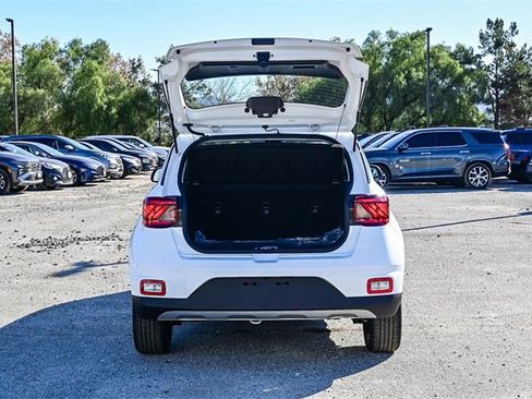 New 2026 Hyundai Venue SEL image 7