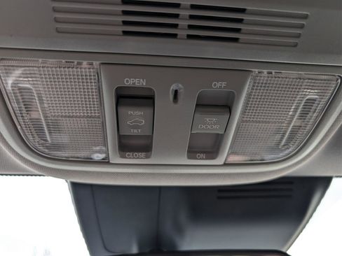Used 2017 Honda CR-V EX image 35