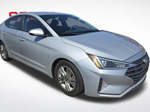 Used 2019 Hyundai Elantra SEL image 4