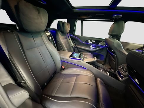 Used 2023 Mercedes-Benz Maybach GLS 600 Maybach GLS 600 image 31