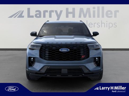 New 2026 Ford Explorer ST w/ Sun And Sound Package image 6