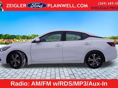 Used 2020 Nissan Sentra SV image 2
