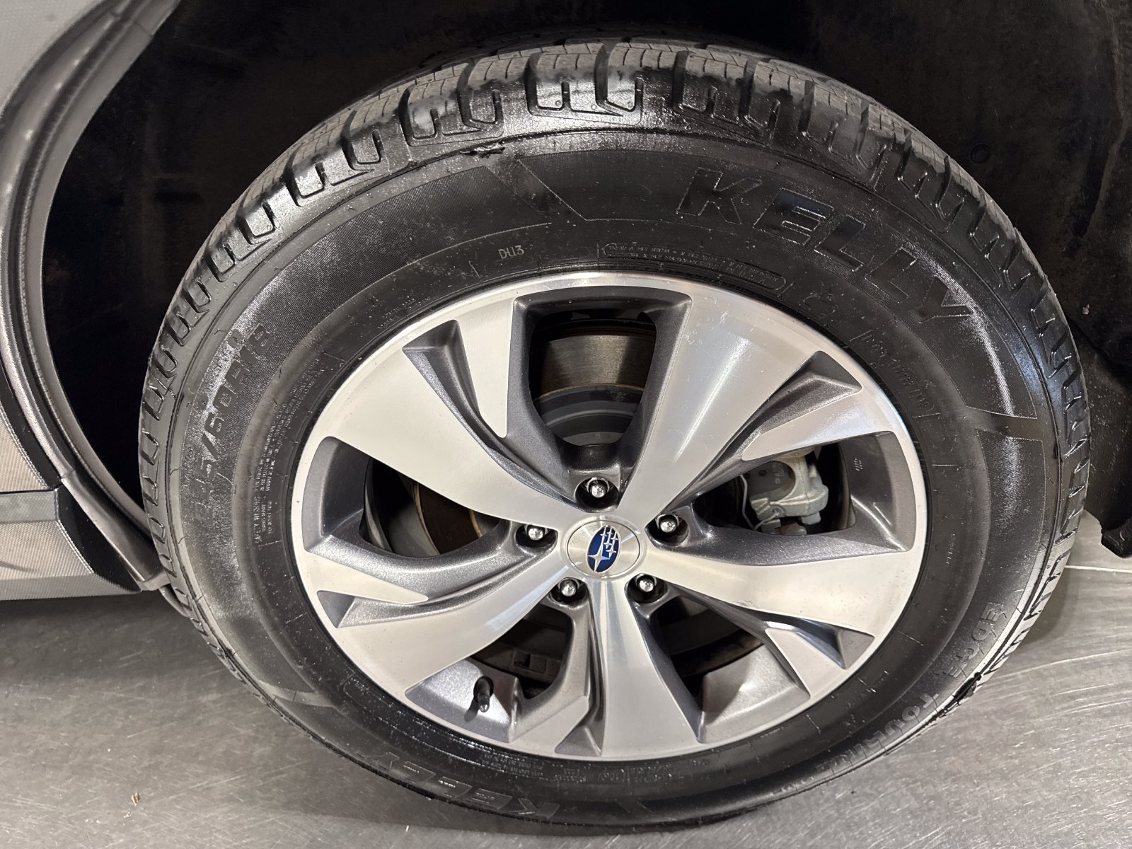 Used 2022 Subaru Ascent Premium w/ Convenience Package AWD/4WD image 11