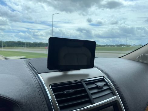 Used 2013 Lincoln MKX FWD image 21