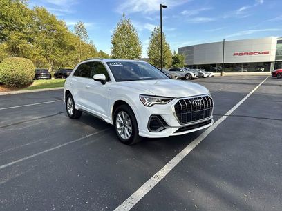Certified 2025 Audi Q3 2.0T Premium w/ Convenience Package