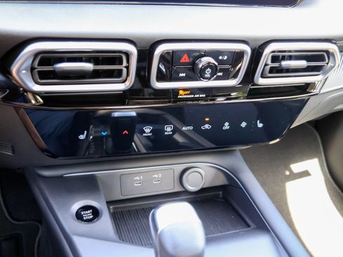 New 2026 Nissan Sentra SV w/ SV Convenience Package FWD image 13