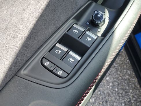 New 2026 Audi SQ8 Prestige image 21