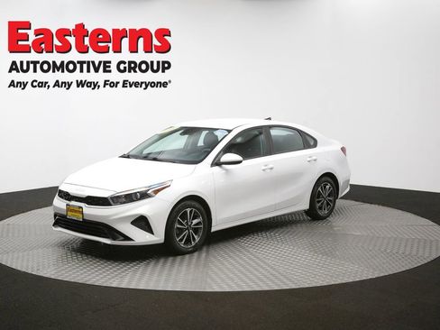 Used 2022 Kia Forte LXS image 55