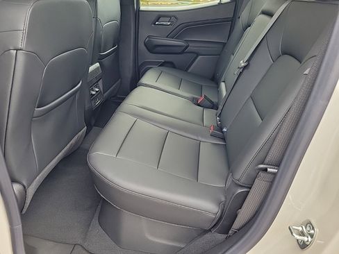 New 2026 GMC Canyon Elevation image 10