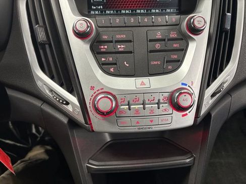 Used 2017 GMC Terrain SLE image 32