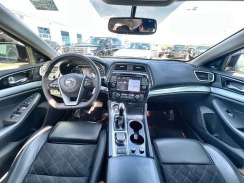 Used 2017 Nissan Maxima SR w/ Midnight Edition image 23