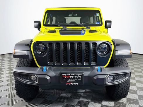 Used 2023 Jeep Wrangler Unlimited Rubicon 4xe w/ Cold Weather Group AWD/4WD image 2