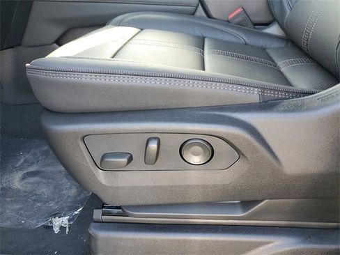 New 2025 Chevrolet Tahoe High Country image 11