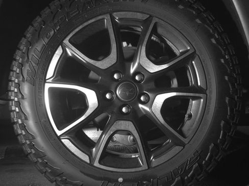 Used 2025 Jeep Compass Trailhawk AWD/4WD image 15
