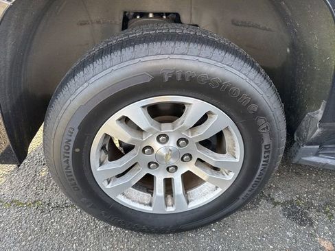 Used 2019 Chevrolet Tahoe LS image 5