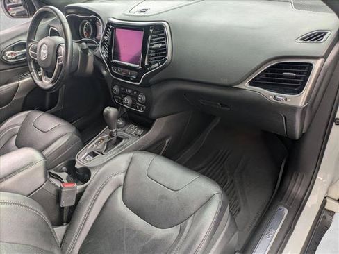 Used 2021 Jeep Cherokee High Altitude AWD/4WD image 20