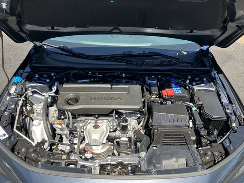 Used 2025 Honda Civic Sport image 35