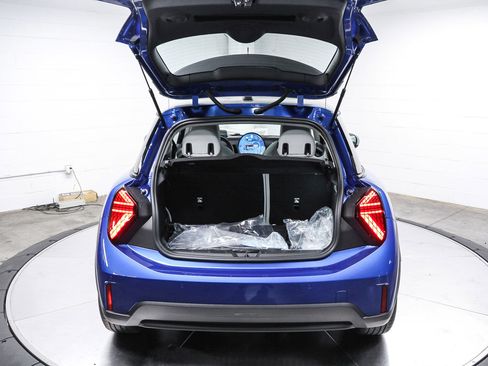 New 2026 MINI Cooper 2-Door Hardtop image 26