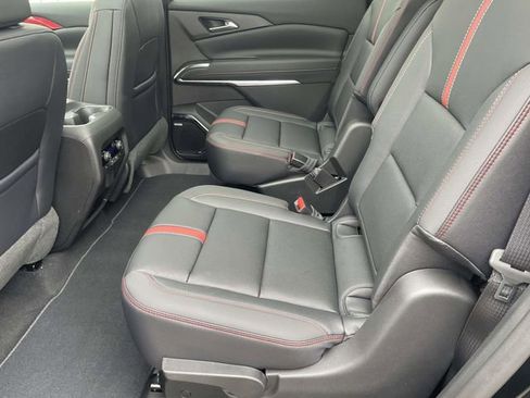 New 2026 Chevrolet Traverse RS image 10