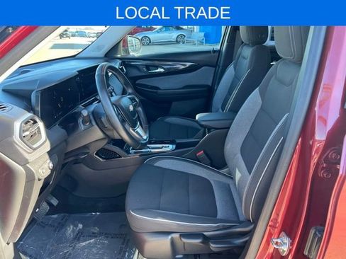 Used 2024 Chevrolet TrailBlazer LT w/ LT Cold Weather Package image 12