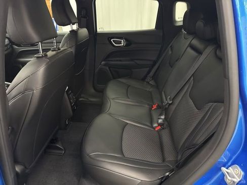 New 2026 Jeep Compass Latitude image 5