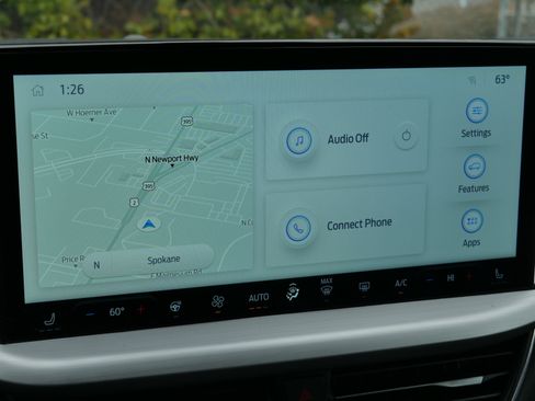Certified 2025 Ford Escape Platinum AWD/4WD image 18