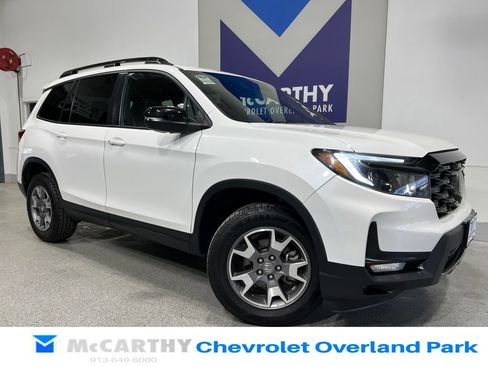Used 2022 Honda Passport TrailSport image 1