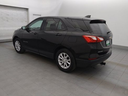 Used 2019 Chevrolet Equinox LS w/ LS Convenience Package AWD/4WD image 3