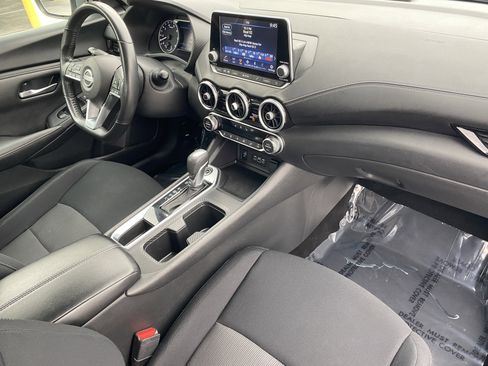 Used 2024 Nissan Sentra SV w/ All-Weather Package FWD image 8