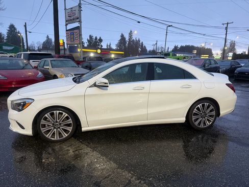 Used 2019 Mercedes-Benz CLA 250 4MATIC w/ Premium Package image 6