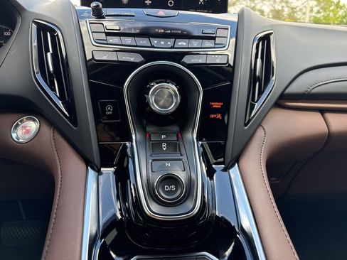 Used 2023 Acura RDX w/ Technology Package image 30