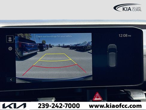 New 2026 Kia Carnival EX image 34